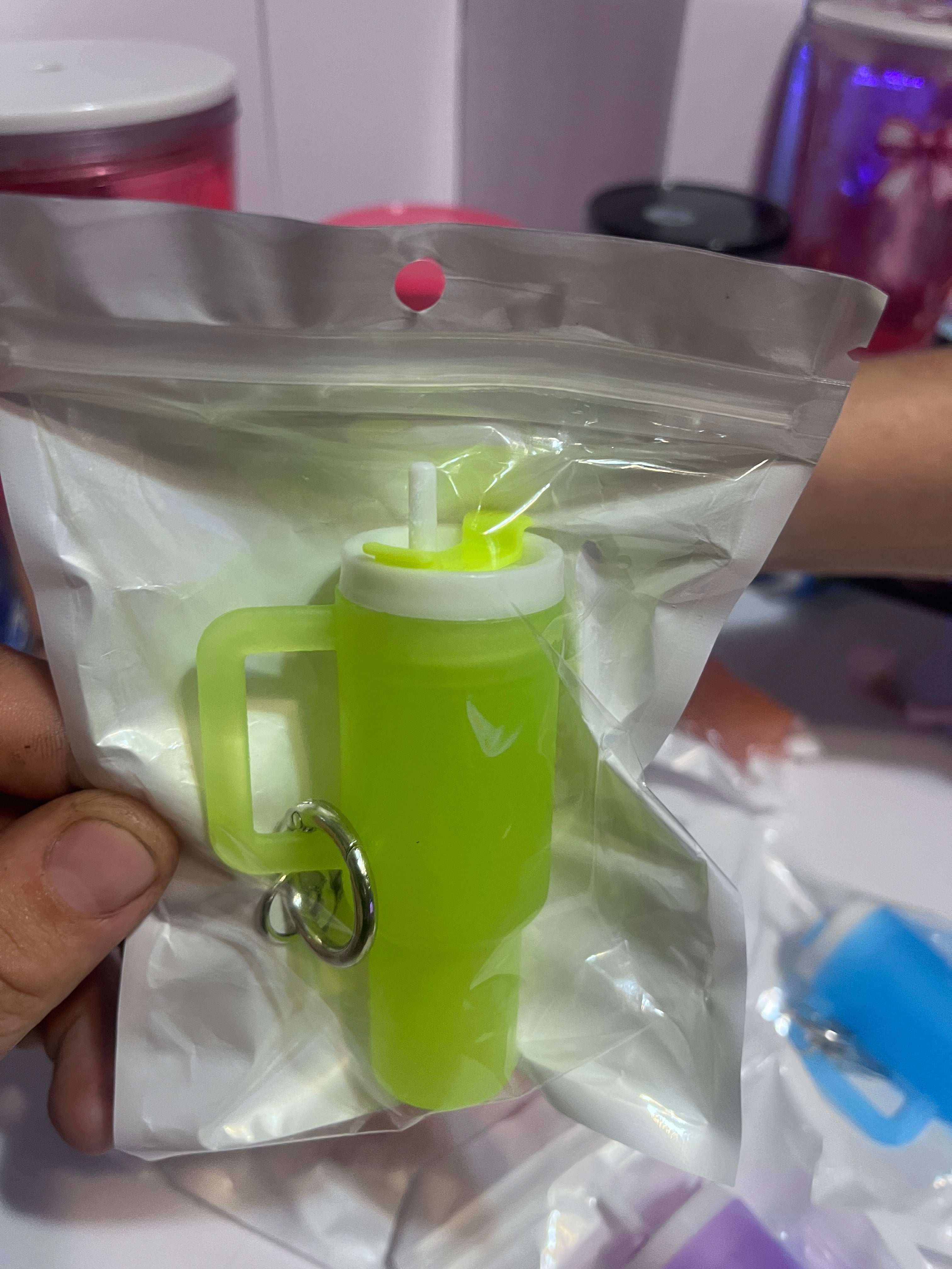 Glow in dark keychains tumbler
