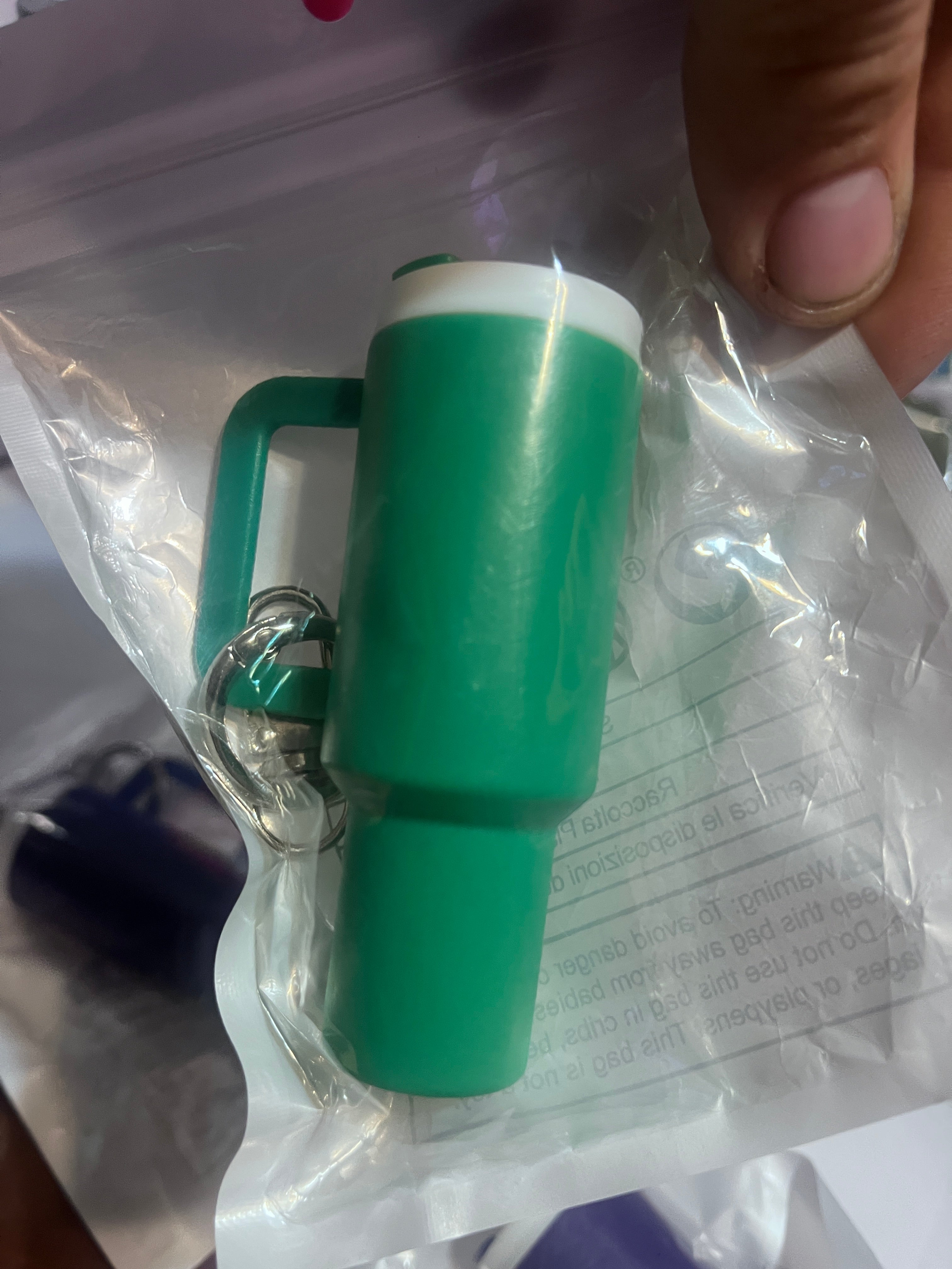 Without wrap Keychain tumbler