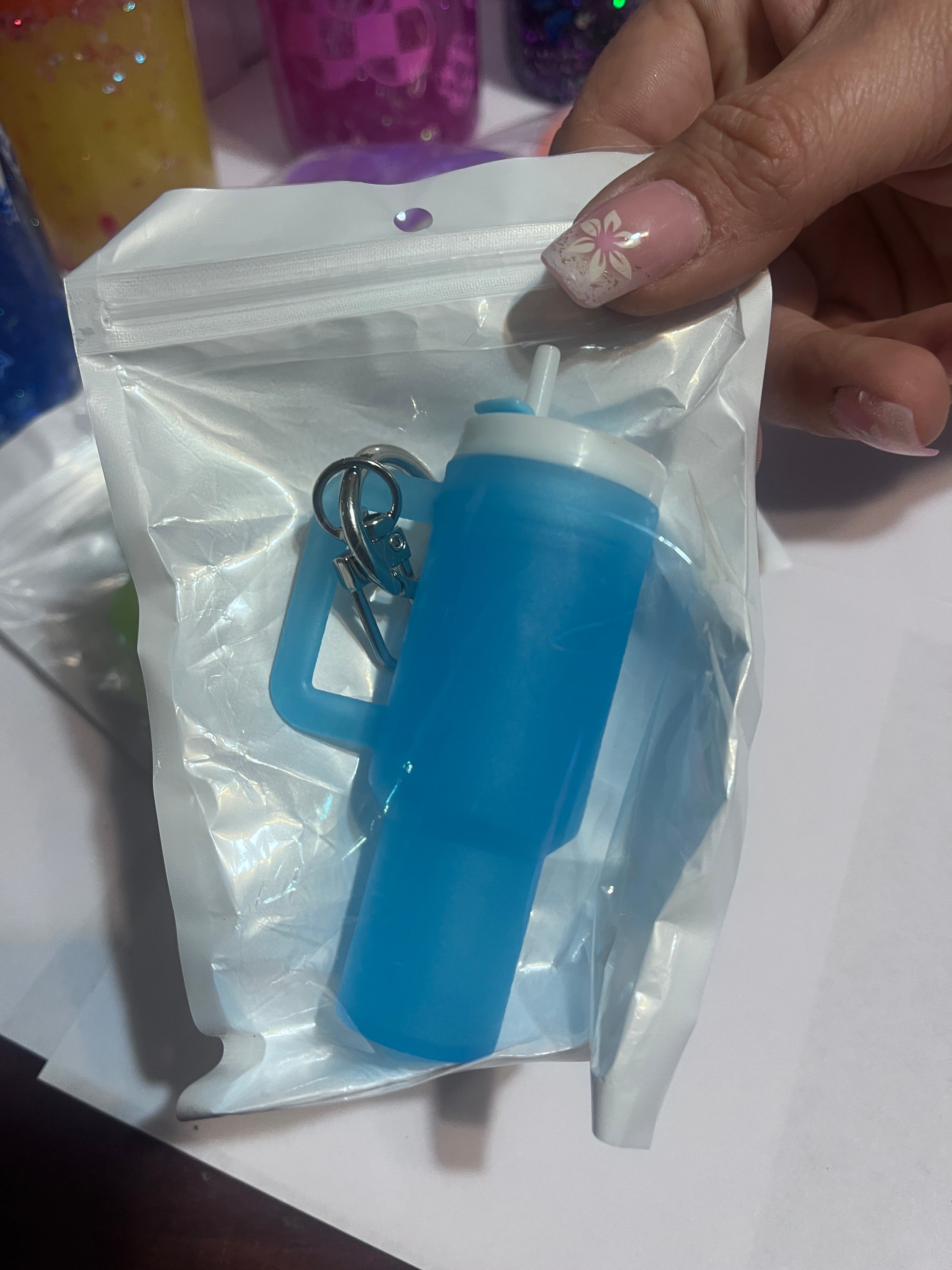 Glow in dark keychains tumbler