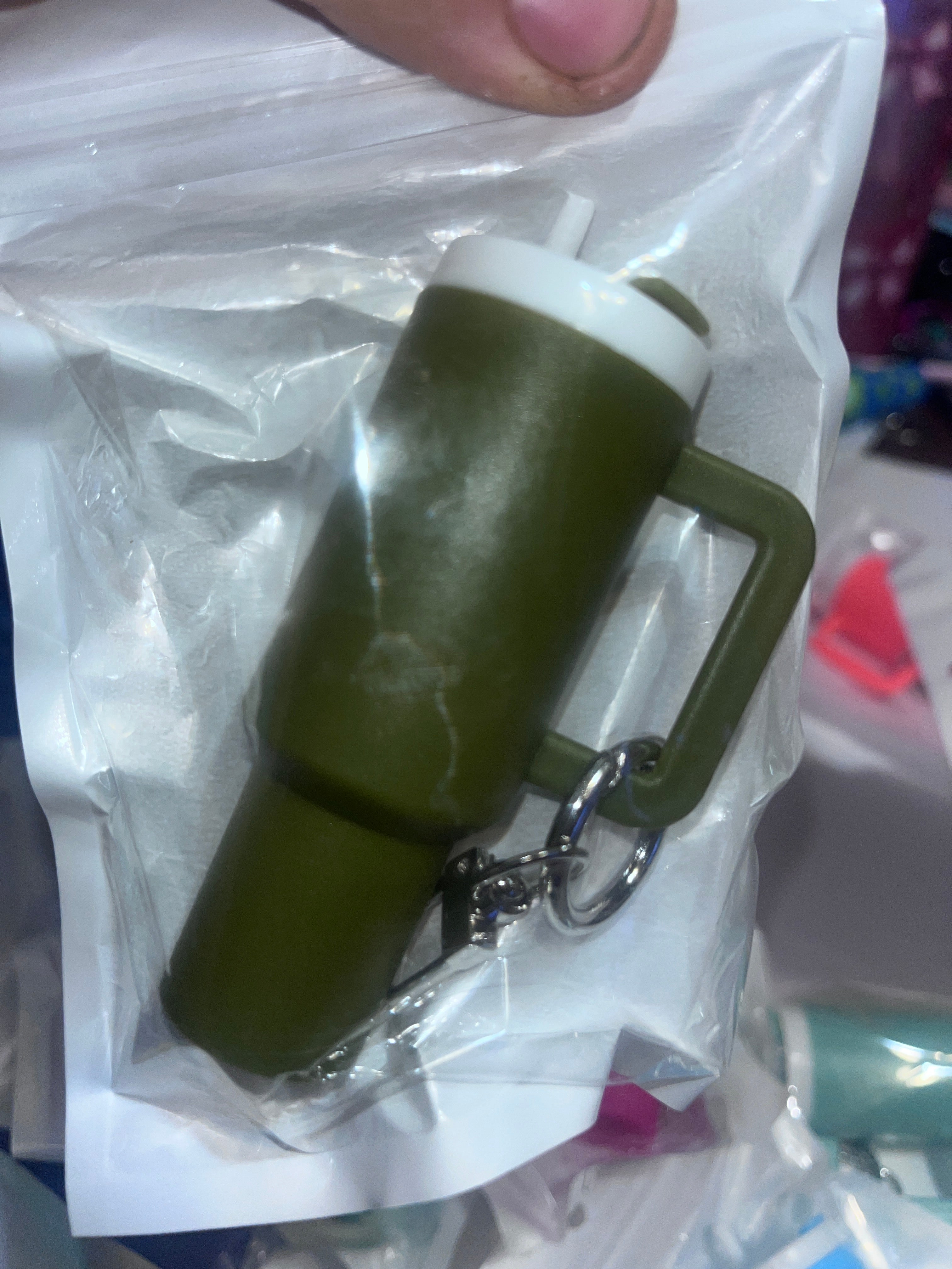 Without wrap Keychain tumbler