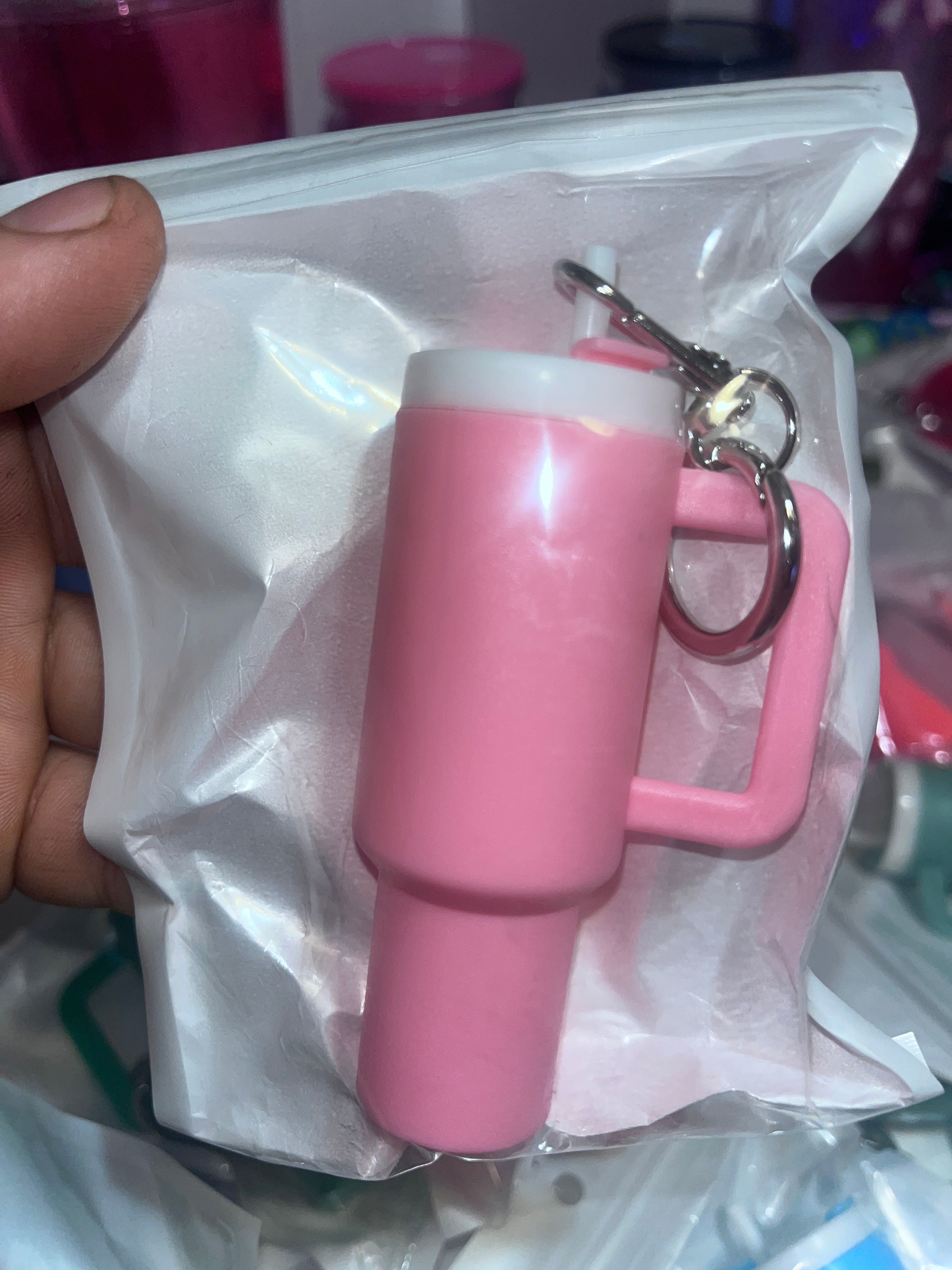 Without wrap Keychain tumbler
