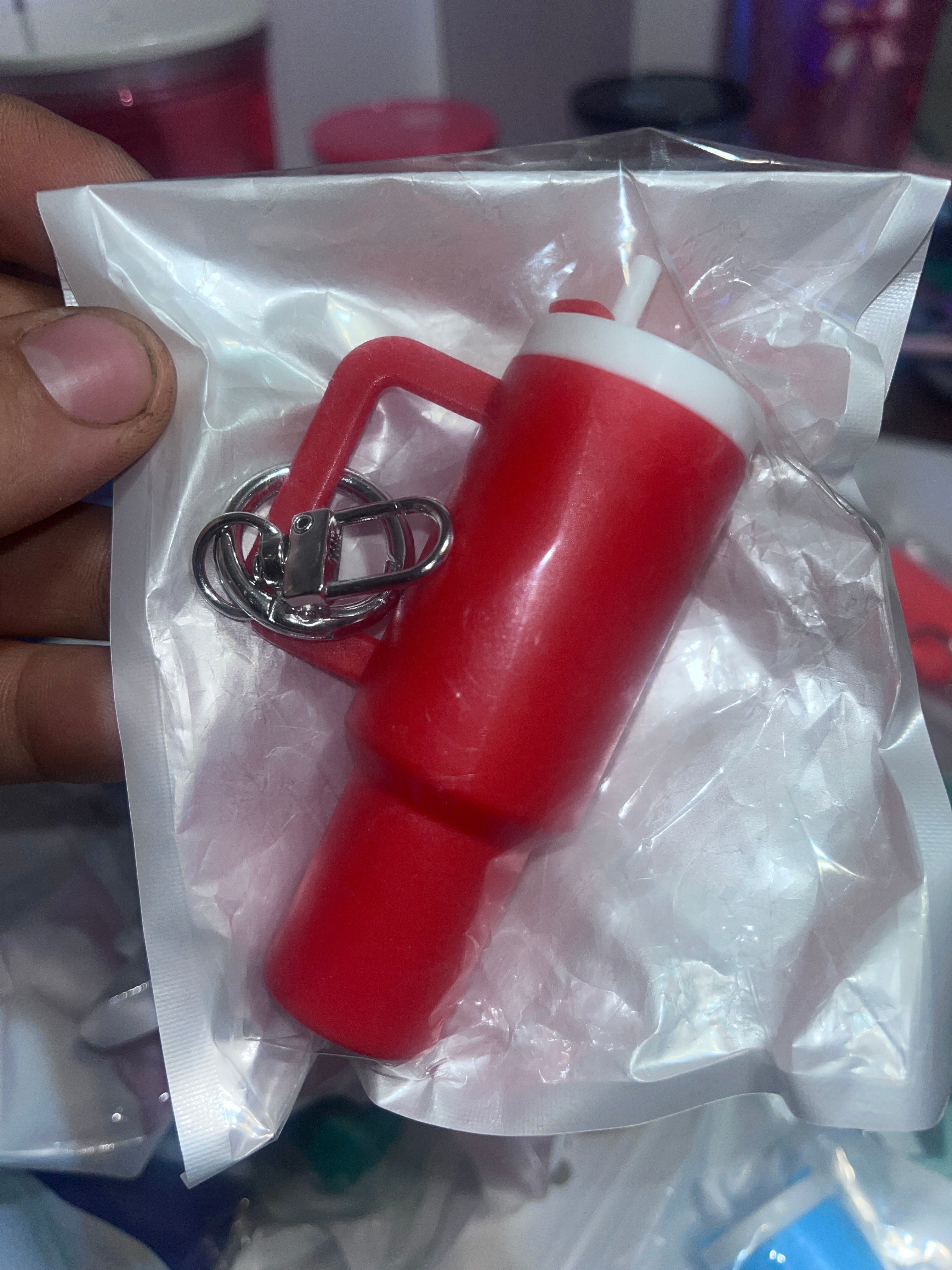 Without wrap Keychain tumbler